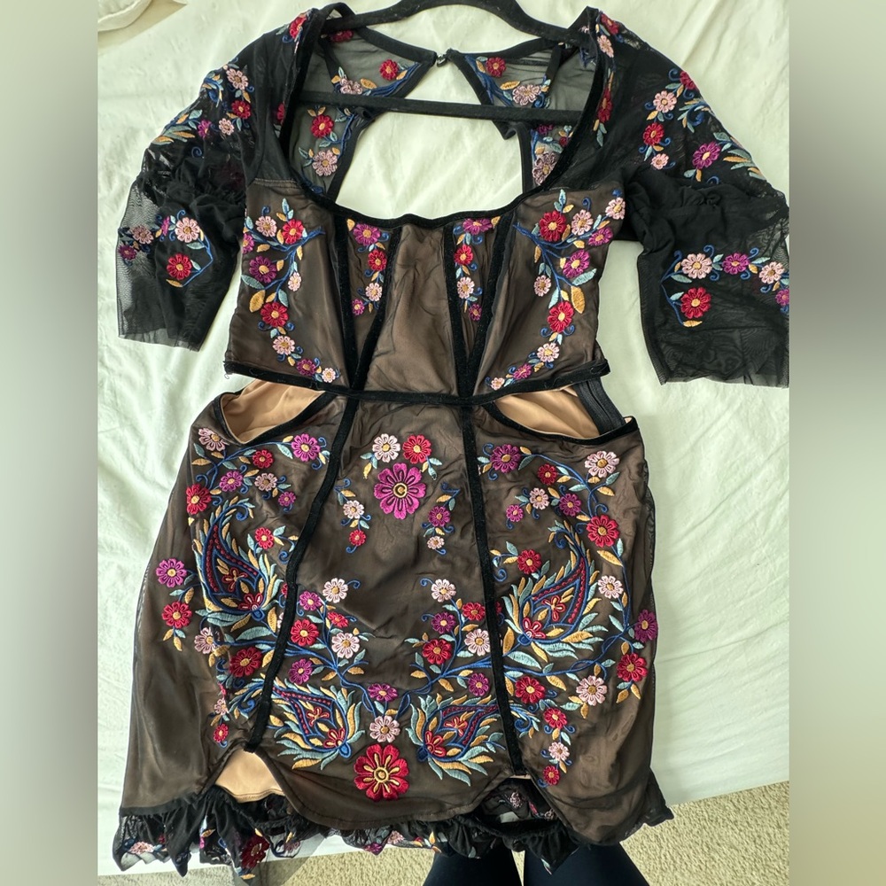 For Love & Lemons
Esther dress 
NWT